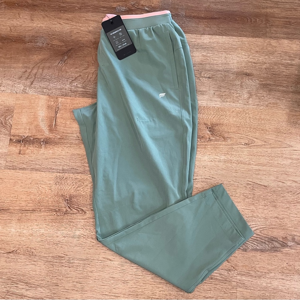 NWT Men’s Fabletics “The Fundamental” Pant